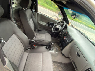 Volkswagen Caddy  фото 6