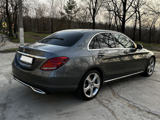 Mercedes C-Class foto 3