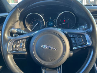 Jaguar XF foto 9