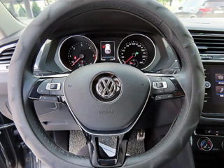 Volkswagen Tiguan foto 8