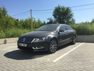 Volkswagen Passat CC foto 4