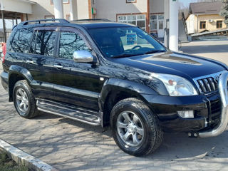 Toyota Land Cruiser Prado foto 3