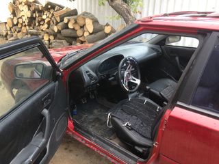 Mazda 323 foto 4