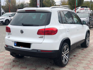 Volkswagen Tiguan foto 4