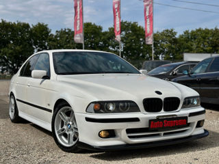 BMW 5 Series foto 2