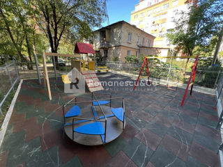 Apartament cu 1 cameră, 55 m², Râșcani, Chișinău foto 17