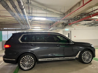 BMW X7 foto 8