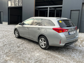 Toyota Auris foto 5