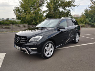 Mercedes M-Class foto 2