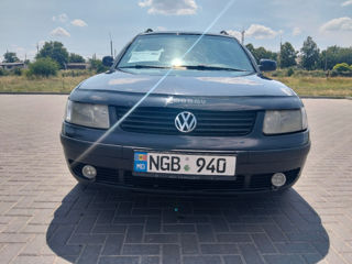 Volkswagen Passat foto 0