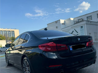 BMW 5 Series foto 3