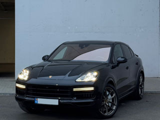 Porsche Cayenne Coupe foto 3