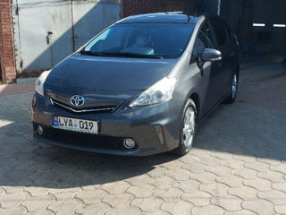 Toyota Prius + foto 1