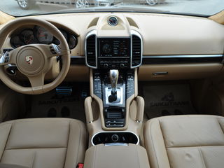 Porsche Cayenne foto 6