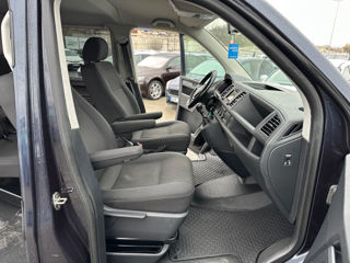 Volkswagen Caravelle foto 17