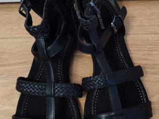 Vind  dr martens pantofi dama m 41 foto 3