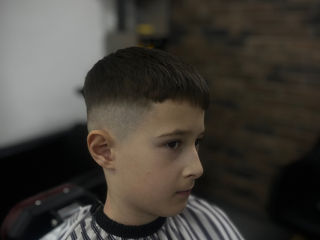 Профессиональный парикмахер (Barber) с выездом foto 8