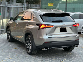 Lexus NX Series foto 4