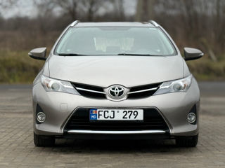 Toyota Auris foto 2