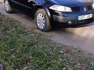 Renault Megane foto 2