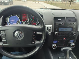 Volkswagen Touareg foto 9