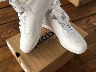 Vind Reebok foto 2