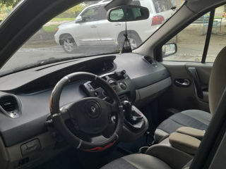 Renault Grand Scenic foto 1