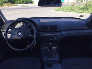 BMW 3 Series foto 8