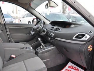 Renault Scenic foto 13