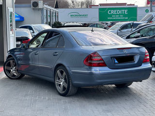 Mercedes E-Class foto 3