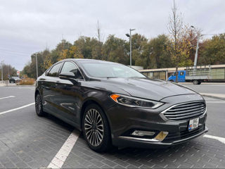 Ford Fusion foto 2