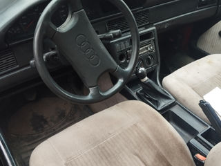 Audi 100 foto 2