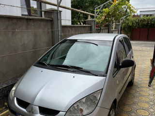 Mitsubishi Colt foto 2