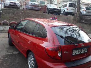 KIA Rio foto 4