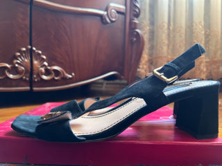Продается женская фирменная кожаная обувь от 38 до 40 размера недорого foto 2