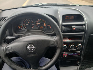 Opel Astra foto 9