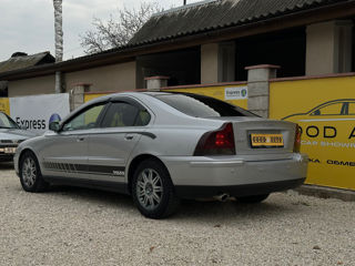 Volvo S60 foto 4