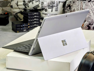 Microsoft Surface Pro 5 2K (Core i5 7300u/8Gb Ram/256Gb SSD/4G Modem/12.3 PixelSense TouchScreen) foto 7