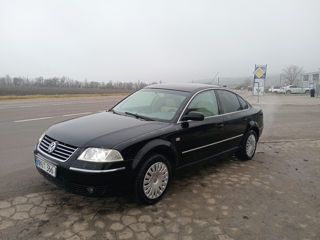 Volkswagen Passat foto 2