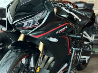 Honda CBR 650R foto 8