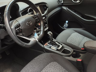 Hyundai IONIQ foto 7