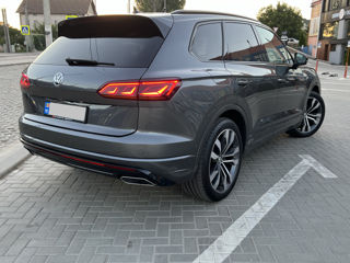 Volkswagen Touareg foto 3