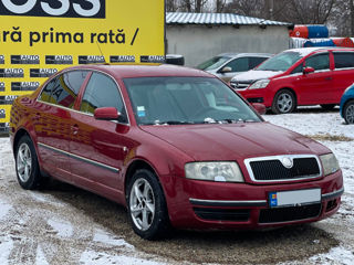 Skoda Superb foto 2