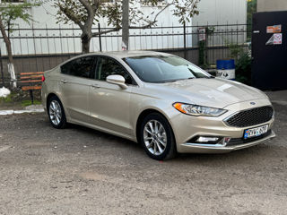 Ford Fusion foto 5