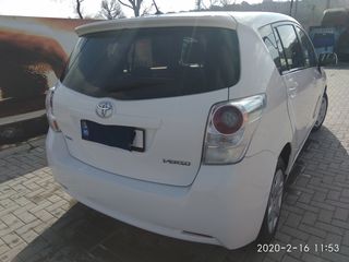 Toyota Verso foto 4