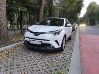 Toyota C-HR foto 3