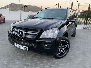 Mercedes GL Class foto 1