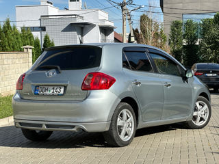 Toyota Auris foto 6