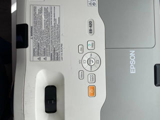 Продаю проектор Epson EB-420 foto 2