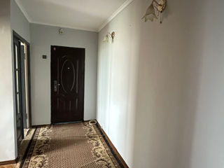 Apartament cu 3 camere, 71 m², Centru, Ungheni